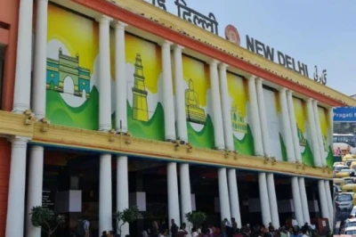 नई दिल्ली स्टेशन का 'पीक ऑवर' कब होता है? प्रीमियम ट्रेन पकड़ने से पहले जान लें ट्रैफिक का गणित