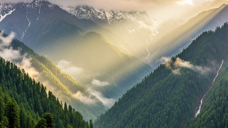 हिमाचल का वो हिल स्टेशन जहां एक ही दिन में दिखते हैं तीन मौसम, गर्मियों की सैर के लिए शानदार ठिकाना