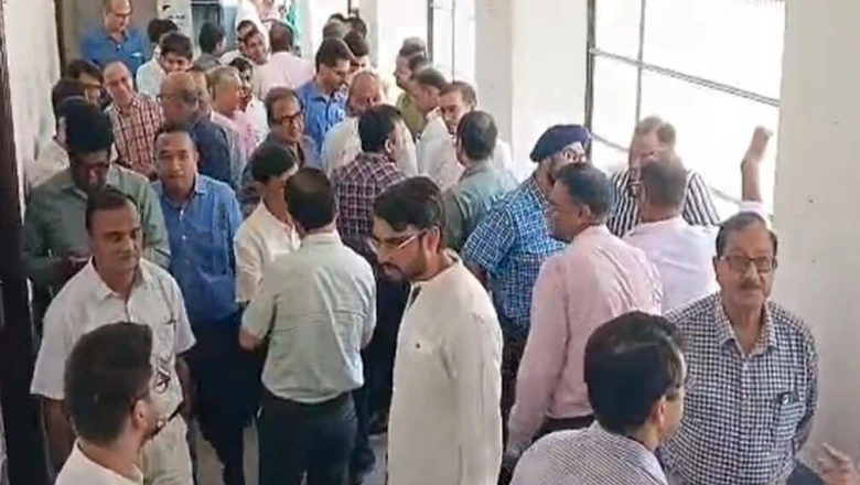 उदयपुर के अस्पताल में डॉक्टर से मारपीट, हंगामे के बाद 9 लोग हिरासत में