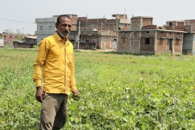 सफलता की कहानी: बिना अपनी जमीन के जमुई के साकेंद्र ने रचा कीर्तिमान, एक ही खेत में छह सब्जियां और सालाना 10 लाख की कमाई