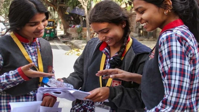 CBSE 12वीं री-इवैल्यूएशन पोर्टल अब भी ठप, दोपहर 12 बजे लाइव होने की थी उम्मीद