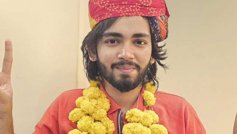 डॉक्टर बनने चला था बाड़मेर का अभिनव, बदला फैसला और JEE एडवांस में पाई शानदार 420वीं रैंक