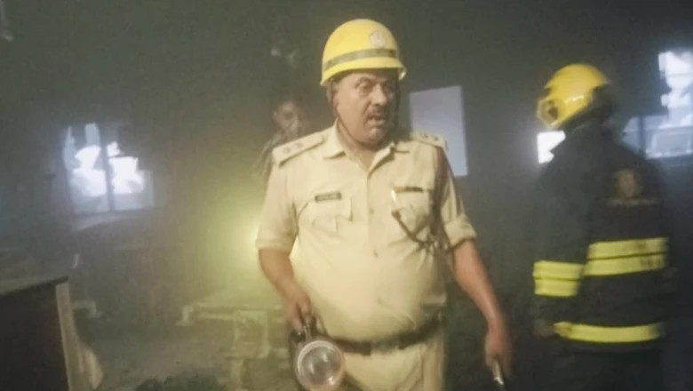 मुजफ्फरपुर के ब्रह्मपुरा स्थित प्रसाद हॉस्पिटल में भीषण आग, 20 लोगों के मारे जाने की आशंका