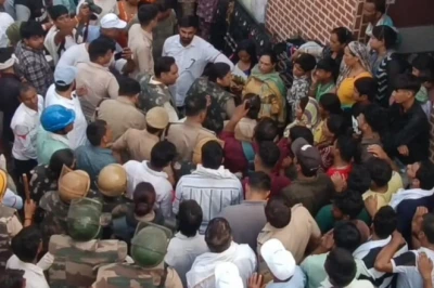 सोहना की पीर कॉलोनी में चला बुलडोजर, करीब 250 करोड़ की जमीन कराई गई कब्जा मुक्त, 8 घंटे चली कार्रवाई