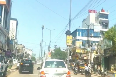 सीकर में यातायात सुधार की बड़ी पहल; 10 चौराहों पर सिग्नल और 30 अवैध कट बंद करने का फैसला