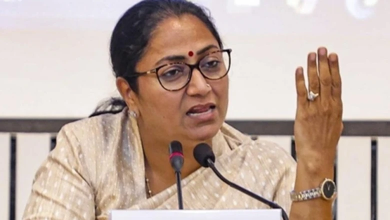 मालवीय नगर अग्निकांड पर सीएम रेखा गुप्ता सख्त, दिल्ली में अवैध होटलों-संपत्तियों पर चलेगा विशेष अभियान