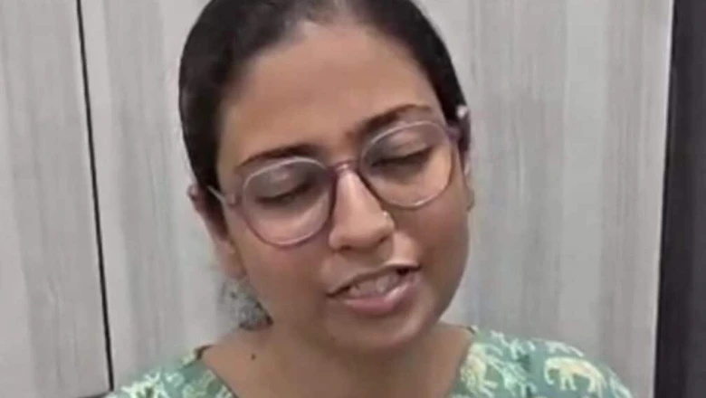 कोटा: 15 साल बाद मां के सामने आते ही पैरों से लिपटकर रो पड़ा बेटा गोवर्धन, हर आंख हुई नम