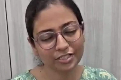कोटा: 15 साल बाद मां के सामने आते ही पैरों से लिपटकर रो पड़ा बेटा गोवर्धन, हर आंख हुई नम