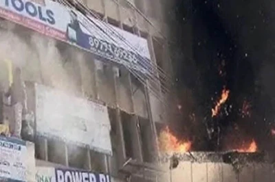 दिल्ली और मुजफ्फरपुर के बाद अब हैदराबाद में भीषण आग, कमर्शियल कॉम्प्लेक्स में मचा हाहाकार