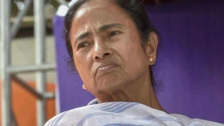 क्या बिखर जाएगी ममता की पार्टी? बैठक में जुटे महज 8 विधायक और 6 सांसद, हुमायूं कबीर ने दिया चौंकाने वाला ऑफर