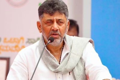मुख्यमंत्री बनते ही डीके शिवकुमार का बड़ा कदम, छात्रों को मिला मुफ्त बस पास; जानें नौकरी और यूथ क्लब पर कर्नाटक सरकार के अहम फैसले