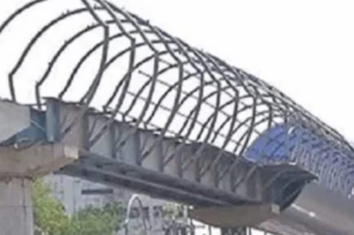 रायपुर स्काईवॉक की सीढ़ियों से दिखता केंद्रीय जेल का भीतरी हिस्सा, कांग्रेस ने सुरक्षा पर खड़े किए सवाल