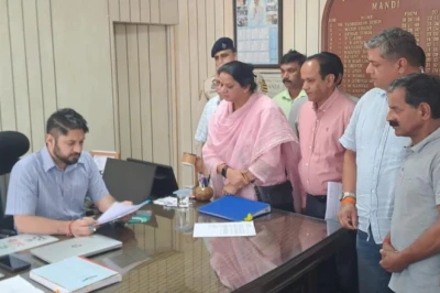 हिमाचल निकाय चुनाव: ‘154 वोटों में गड़बड़ी’, पूर्व मंत्री की बेटी वंदना पहुंचीं DC के दरबार, फिर मांगी रिकाउंटिंग; 45 वोटों से मिली थी हार