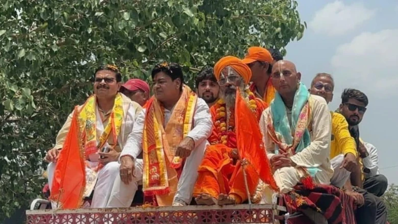श्रीकृष्ण जन्मभूमि मुक्ति की मांग ने पकड़ा जोर, मथुरा में निकली रैली, हिंदुओं से एकजुटता की अपील