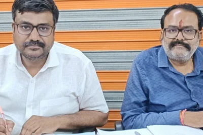 तीन पीढ़ियों की मेहनत: छोटे दूध भंडार से 'दिव्य दूध' तक, कैसे बना खंडवा का यह ब्रांड एमपी की पहचान