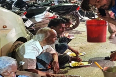 कोरोना काल में दोस्तों ने उठाया बीड़ा—'कोई भूखा न सोए', जरूरतमंदों तक पहुंचा रहे भोजन, सीएम योगी से मिल चुका है सम्मान