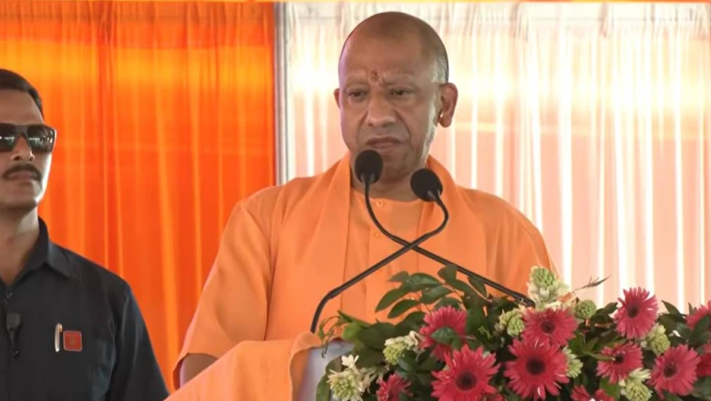 गोंडा में सीएम योगी का संदेश: 'सही सरकार चुनें, बेहतर नतीजे मिलेंगे', बोले- अब हर जिले में खुल रहे मेडिकल कॉलेज