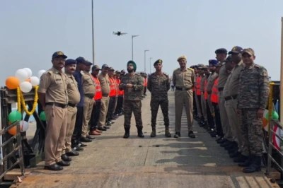 विक्रमशिला सेतु पर दोबारा दौड़े वाहन, कुछ शर्तों के साथ आवाजाही बहाल, डीएम ने की यह अपील