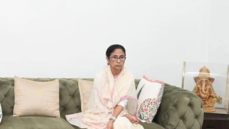 20 सांसदों ने एक-एक कर छोड़ा ममता का साथ, फिर भी डटे रहे ये दो 'बिहारी बाबू'
