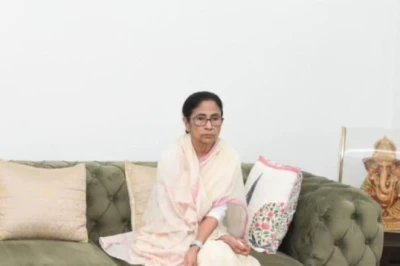 20 सांसदों ने एक-एक कर छोड़ा ममता का साथ, फिर भी डटे रहे ये दो 'बिहारी बाबू'