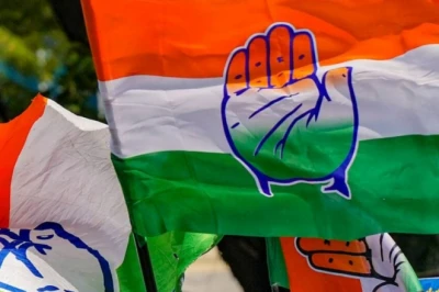 क्रॉस वोटिंग के डर से कांग्रेस का बड़ा दांव, झारखंड के सभी 16 विधायक जा सकते हैं तेलंगाना