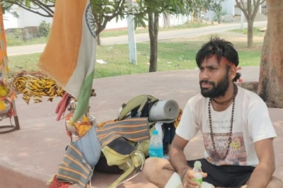 पैरों में छाले, मन में महादेव का नाम; 7000 किलोमीटर की पैदल यात्रा पर निकला अनोखा शिवभक्त