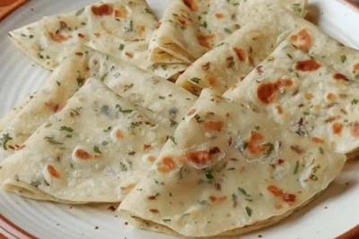 नाश्ते के लिए बनाएं रेशमी आलू पराठा, एक ही पराठे में भर जाएगा पेट, जानिए आसान रेसिपी