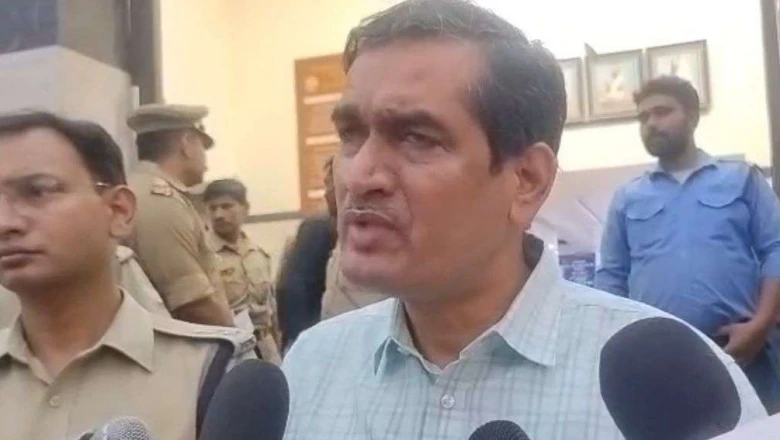 वृंदावन में आंधी का तांडव, मकान का छज्जा गिरने से दो श्रद्धालु घायल, हादसे में कुल 8 लोग जख्मी