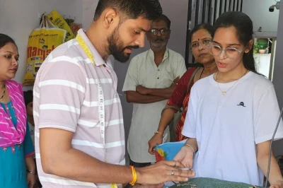 घर की कला बनी वैश्विक पहचान, सऊदी अरब से लंदन तक गूंज रहा इस परिवार के हुनर का नाम