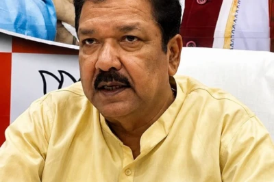 बिहार में 10 अंचल अधिकारियों पर गिरी गाज, अंजली-आंचल समेत कई CO नपे; मंत्री दिलीप जायसवाल बोले- लापरवाही नहीं चलेगी