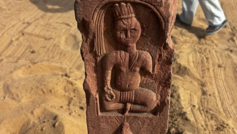 तालाब की खुदाई में मिला 250 साल पुराना अतीत, कीर्ति स्तंभ और शिलालेख ने उजागर किए इतिहास के पन्ने