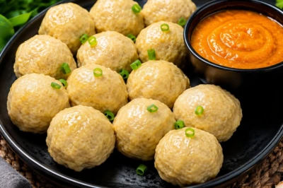 बिना आटा गूंथे और बिना भाप दिए मिनटों में तैयार करें यह वायरल मोमोज़, जानें आसान तरीका