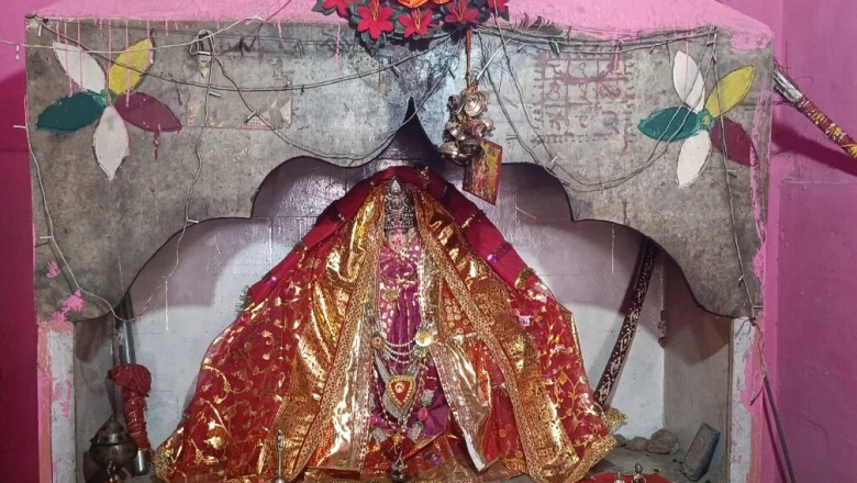 धौलपुर का अनोखा मंदिर: यहां से गुजरने वाला हर ट्रैक्टर चढ़ा जाता है एक ईंट और एक पत्थर, परंपरा जानकर रह जाएंगे दंग