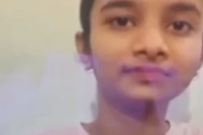 पड़ोसी युवक की हरकतों से तंग आकर किशोरी ने उठाया खौफनाक कदम, घर में लगाई फांसी