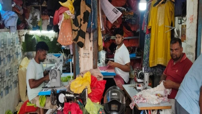 देवघर का अनोखा दर्जी बाजार: सुई-धागे का कमाल, जहां कुछ ही घंटों में बनकर तैयार हो जाते हैं परफेक्ट कपड़े