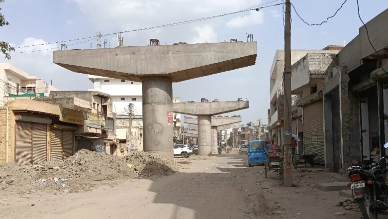 बल्लभगढ़ में 225 करोड़ की एलिवेटेड रोड बनी मुसीबत, दुकानदारों से राहगीरों तक सब परेशान