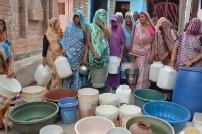 महोबा का मुड़हरा गांव: सालों से बूंद-बूंद पानी को तरसते लोग, 40 से ज्यादा युवा कुंवारे, कोई बेटी ब्याहने को तैयार नहीं