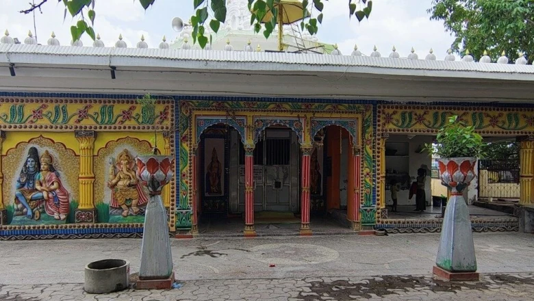 लक्ष्मी ताल के किनारे बसा झांसी का प्राचीन लक्ष्मी मंदिर: रानी लक्ष्मीबाई की आराधना से जुड़ा आस्था का धाम