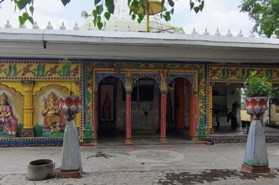 लक्ष्मी ताल के किनारे बसा झांसी का प्राचीन लक्ष्मी मंदिर: रानी लक्ष्मीबाई की आराधना से जुड़ा आस्था का धाम