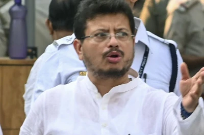 तृणमूल कांग्रेस का कांग्रेस में विलय? ऋतब्रत बनर्जी ने अटकलों पर लगाया विराम