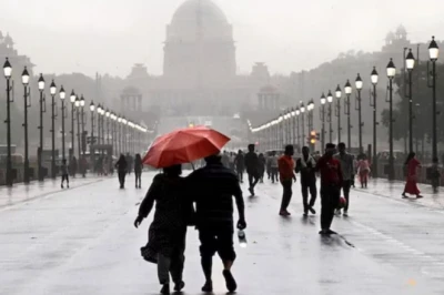 Aaj ka mausam: दिल्ली-NCR में तीन दिन रहेगा मौसम का कहर, IMD का ओरेंज अलर्ट, 70 KM की रफ्तार से चलेंगी हवाएं