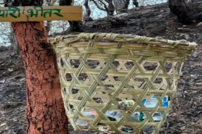 बागेश्वर के पोखरी गांव में रिंगाल से बन रहे इको फ्रेंडली डस्टबिन, प्लास्टिक को कहा अलविदा