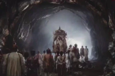 इस गुफा में समा गई थी पूरी बारात! MP के मेहर गांव के अनसुलझे रहस्य, ग्रामीणों ने सुनाए हैरान करने वाले किस्से