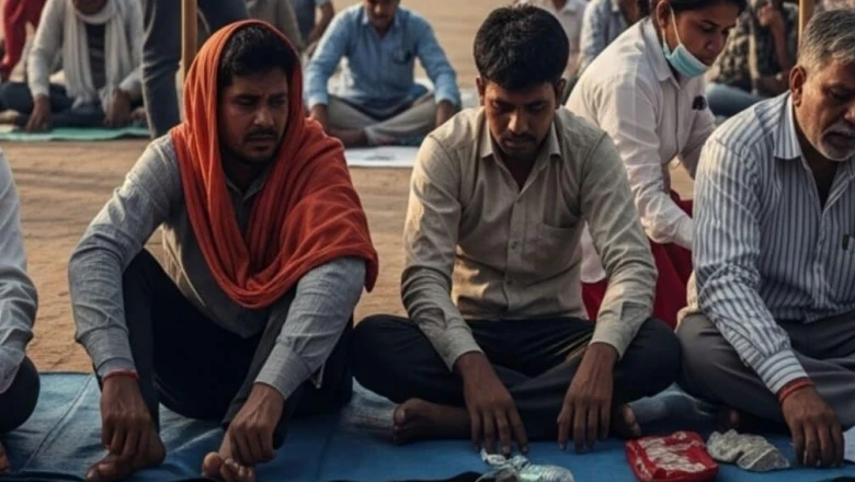 रायपुर में आमरण अनशन पर क्यों बैठे हैं अभ्यर्थी? कई कैंडिडेट्स की बिगड़ी सेहत, अस्पताल में कराना पड़ा भर्ती