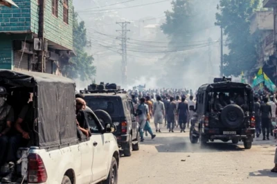 PoK पर भारत की दो टूक के बाद 40 घंटे तक खामोश रहा पाकिस्तान, फिर दिया उलझा हुआ जवाब