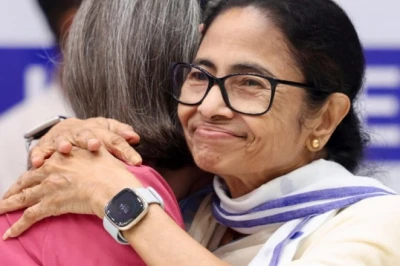 जिस नेतृत्व को कभी नहीं माना, अब उसी के आगे झुकीं ममता; सोनिया गांधी पर टिकीं नई उम्मीदें