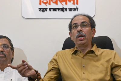 शिवसेना यूबीटी में हलचल तेज, 'ऑपरेशन टाइगर' की चर्चाओं के बीच उद्धव ठाकरे ने तलब किए सांसद