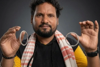 लालू के जन्मदिन पर छोटू छलिया की गायकी पर मुग्ध हुईं राबड़ी देवी, हाथ का हीरे का कंगन उतारकर किया भेंट
