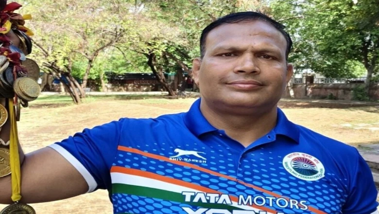 कोटा के रविंद्र कुमार ने रचा इतिहास, विनेश फोगाट के मुकाबले में निभाई रेफरी की भूमिका