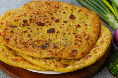 नाश्ते में बनाएं प्याज का चटपटा पराठा, कुछ ही मिनटों में तैयार, यहां देखें आसान विधि